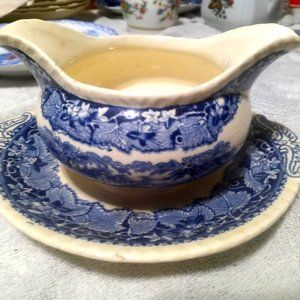 Vintage Mason’s Blue and White Ironstone Gravy boat on plate circa 1890-1973